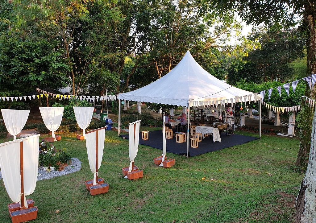 Tent Decorating Tips